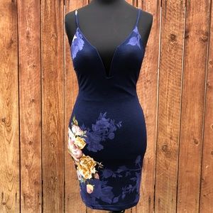 Floral navy dress!